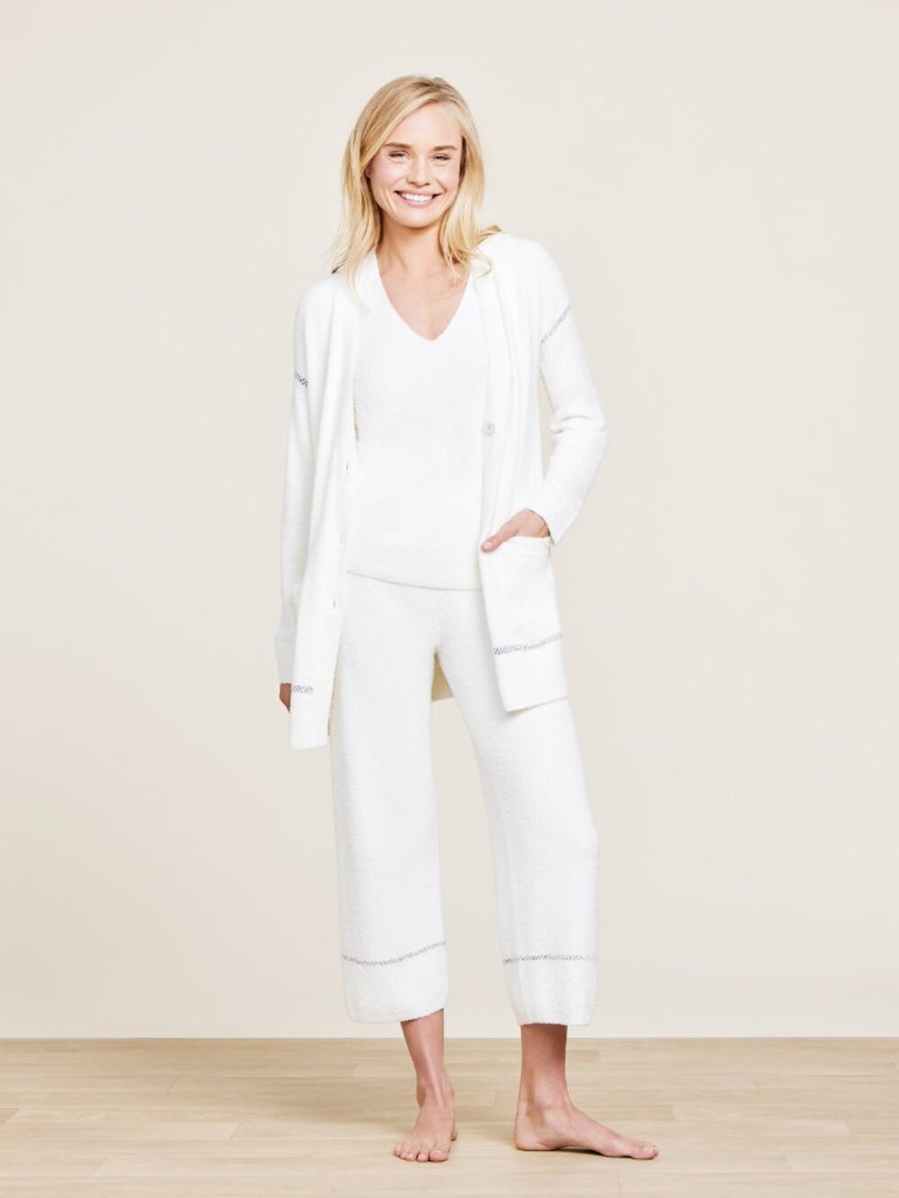 NWT Barefoot Dreams CozyChic Lite Contrast Trim Cardigan - Pearl/Carbon - Picture 5 of 11
